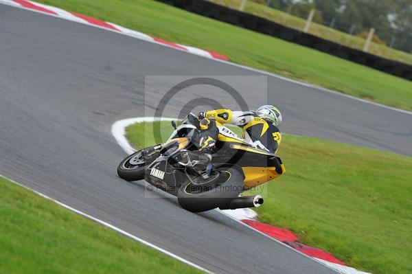Motorcycle action photographs;Trackday digital images;cadwell;cadwell park photographs;event digital images;eventdigitalimages;motor racing louth lincolnshire;no limits trackday;peter wileman photography;trackday;trackday photos