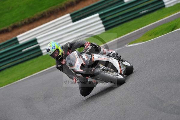 Motorcycle action photographs;Trackday digital images;cadwell;cadwell park photographs;event digital images;eventdigitalimages;motor racing louth lincolnshire;no limits trackday;peter wileman photography;trackday;trackday photos