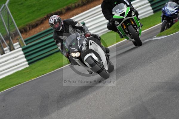 Motorcycle action photographs;Trackday digital images;cadwell;cadwell park photographs;event digital images;eventdigitalimages;motor racing louth lincolnshire;no limits trackday;peter wileman photography;trackday;trackday photos