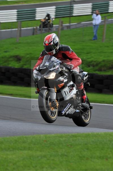 Motorcycle action photographs;Trackday digital images;cadwell;cadwell park photographs;event digital images;eventdigitalimages;motor racing louth lincolnshire;no limits trackday;peter wileman photography;trackday;trackday photos