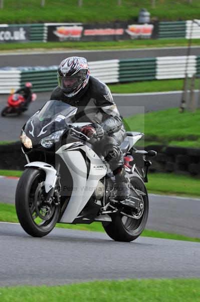 Motorcycle action photographs;Trackday digital images;cadwell;cadwell park photographs;event digital images;eventdigitalimages;motor racing louth lincolnshire;no limits trackday;peter wileman photography;trackday;trackday photos