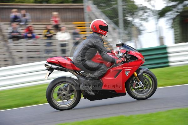 Motorcycle action photographs;Trackday digital images;cadwell;cadwell park photographs;event digital images;eventdigitalimages;motor racing louth lincolnshire;no limits trackday;peter wileman photography;trackday;trackday photos