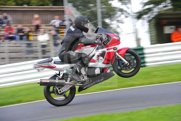 Motorcycle action photographs;Trackday digital images;cadwell;cadwell park photographs;event digital images;eventdigitalimages;motor racing louth lincolnshire;no limits trackday;peter wileman photography;trackday;trackday photos