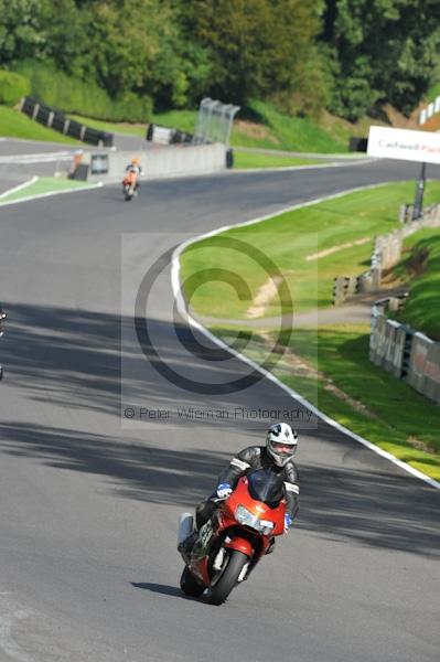 Motorcycle action photographs;Trackday digital images;cadwell;cadwell park photographs;event digital images;eventdigitalimages;motor racing louth lincolnshire;no limits trackday;peter wileman photography;trackday;trackday photos