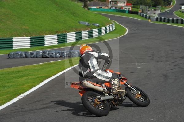 Motorcycle action photographs;Trackday digital images;cadwell;cadwell park photographs;event digital images;eventdigitalimages;motor racing louth lincolnshire;no limits trackday;peter wileman photography;trackday;trackday photos
