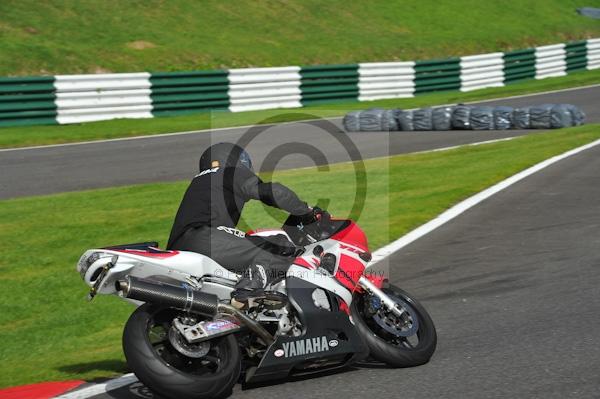 Motorcycle action photographs;Trackday digital images;cadwell;cadwell park photographs;event digital images;eventdigitalimages;motor racing louth lincolnshire;no limits trackday;peter wileman photography;trackday;trackday photos