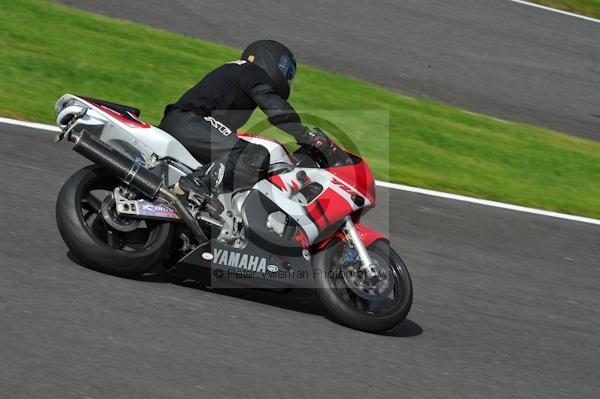 Motorcycle action photographs;Trackday digital images;cadwell;cadwell park photographs;event digital images;eventdigitalimages;motor racing louth lincolnshire;no limits trackday;peter wileman photography;trackday;trackday photos