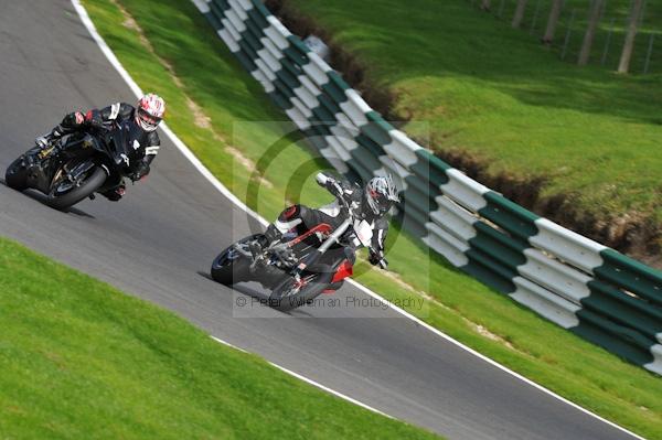Motorcycle action photographs;Trackday digital images;cadwell;cadwell park photographs;event digital images;eventdigitalimages;motor racing louth lincolnshire;no limits trackday;peter wileman photography;trackday;trackday photos