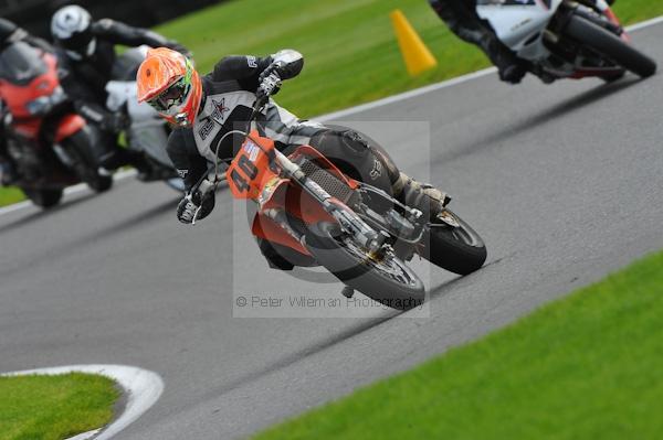 Motorcycle action photographs;Trackday digital images;cadwell;cadwell park photographs;event digital images;eventdigitalimages;motor racing louth lincolnshire;no limits trackday;peter wileman photography;trackday;trackday photos