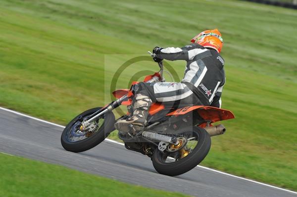 Motorcycle action photographs;Trackday digital images;cadwell;cadwell park photographs;event digital images;eventdigitalimages;motor racing louth lincolnshire;no limits trackday;peter wileman photography;trackday;trackday photos