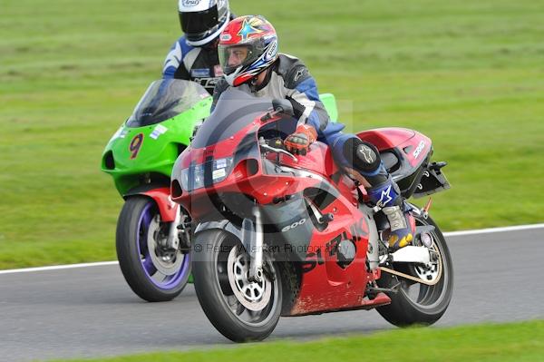 Motorcycle action photographs;Trackday digital images;cadwell;cadwell park photographs;event digital images;eventdigitalimages;motor racing louth lincolnshire;no limits trackday;peter wileman photography;trackday;trackday photos