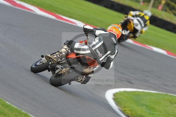 Motorcycle action photographs;Trackday digital images;cadwell;cadwell park photographs;event digital images;eventdigitalimages;motor racing louth lincolnshire;no limits trackday;peter wileman photography;trackday;trackday photos