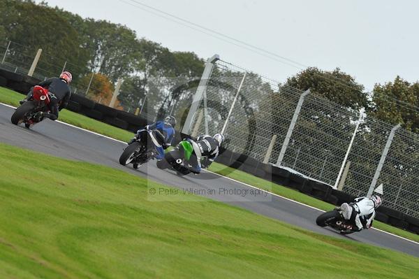 Motorcycle action photographs;Trackday digital images;cadwell;cadwell park photographs;event digital images;eventdigitalimages;motor racing louth lincolnshire;no limits trackday;peter wileman photography;trackday;trackday photos