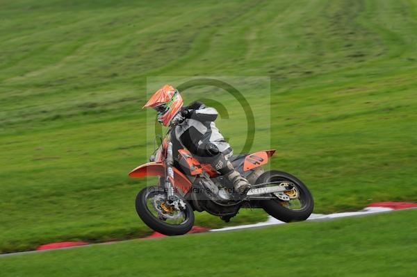 Motorcycle action photographs;Trackday digital images;cadwell;cadwell park photographs;event digital images;eventdigitalimages;motor racing louth lincolnshire;no limits trackday;peter wileman photography;trackday;trackday photos