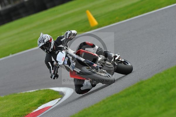 Motorcycle action photographs;Trackday digital images;cadwell;cadwell park photographs;event digital images;eventdigitalimages;motor racing louth lincolnshire;no limits trackday;peter wileman photography;trackday;trackday photos