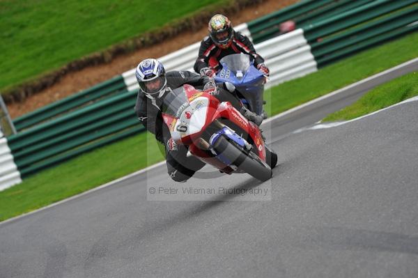 Motorcycle action photographs;Trackday digital images;cadwell;cadwell park photographs;event digital images;eventdigitalimages;motor racing louth lincolnshire;no limits trackday;peter wileman photography;trackday;trackday photos