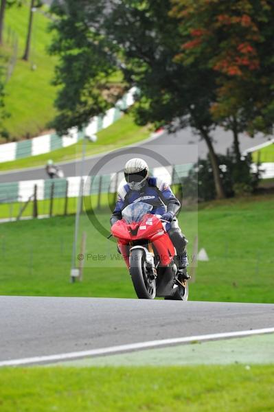 Motorcycle action photographs;Trackday digital images;cadwell;cadwell park photographs;event digital images;eventdigitalimages;motor racing louth lincolnshire;no limits trackday;peter wileman photography;trackday;trackday photos