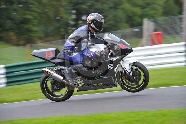 Motorcycle action photographs;Trackday digital images;cadwell;cadwell park photographs;event digital images;eventdigitalimages;motor racing louth lincolnshire;no limits trackday;peter wileman photography;trackday;trackday photos