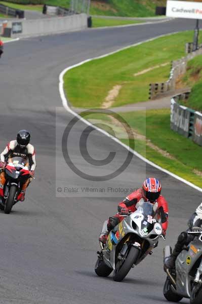 Motorcycle action photographs;Trackday digital images;cadwell;cadwell park photographs;event digital images;eventdigitalimages;motor racing louth lincolnshire;no limits trackday;peter wileman photography;trackday;trackday photos