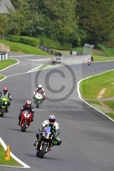 Motorcycle action photographs;Trackday digital images;cadwell;cadwell park photographs;event digital images;eventdigitalimages;motor racing louth lincolnshire;no limits trackday;peter wileman photography;trackday;trackday photos