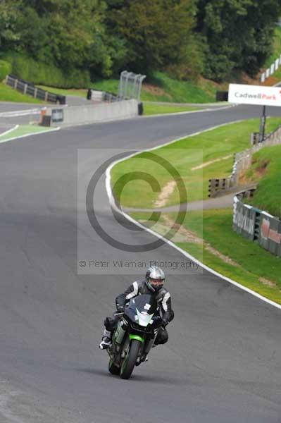 Motorcycle action photographs;Trackday digital images;cadwell;cadwell park photographs;event digital images;eventdigitalimages;motor racing louth lincolnshire;no limits trackday;peter wileman photography;trackday;trackday photos