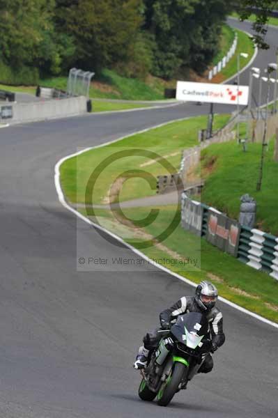 Motorcycle action photographs;Trackday digital images;cadwell;cadwell park photographs;event digital images;eventdigitalimages;motor racing louth lincolnshire;no limits trackday;peter wileman photography;trackday;trackday photos