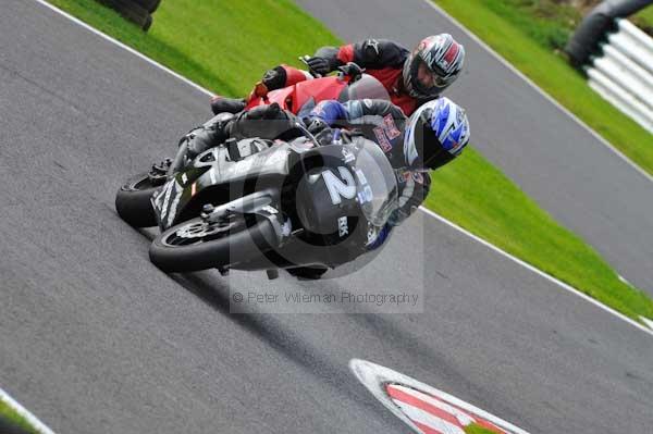 Motorcycle action photographs;Trackday digital images;cadwell;cadwell park photographs;event digital images;eventdigitalimages;motor racing louth lincolnshire;no limits trackday;peter wileman photography;trackday;trackday photos
