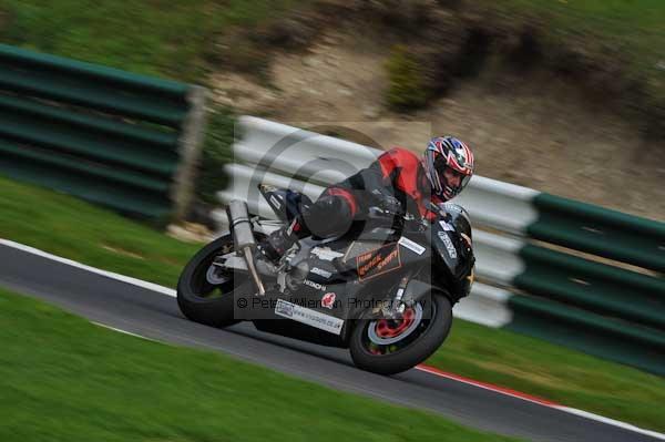 Motorcycle action photographs;Trackday digital images;cadwell;cadwell park photographs;event digital images;eventdigitalimages;motor racing louth lincolnshire;no limits trackday;peter wileman photography;trackday;trackday photos