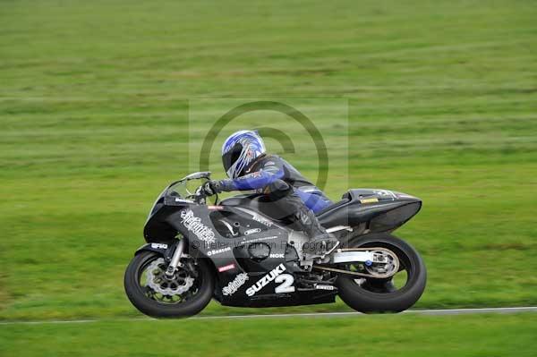 Motorcycle action photographs;Trackday digital images;cadwell;cadwell park photographs;event digital images;eventdigitalimages;motor racing louth lincolnshire;no limits trackday;peter wileman photography;trackday;trackday photos