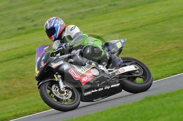 Motorcycle action photographs;Trackday digital images;cadwell;cadwell park photographs;event digital images;eventdigitalimages;motor racing louth lincolnshire;no limits trackday;peter wileman photography;trackday;trackday photos