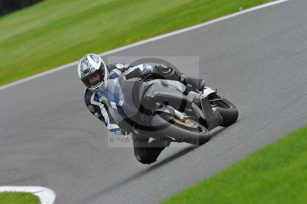 Motorcycle action photographs;Trackday digital images;cadwell;cadwell park photographs;event digital images;eventdigitalimages;motor racing louth lincolnshire;no limits trackday;peter wileman photography;trackday;trackday photos
