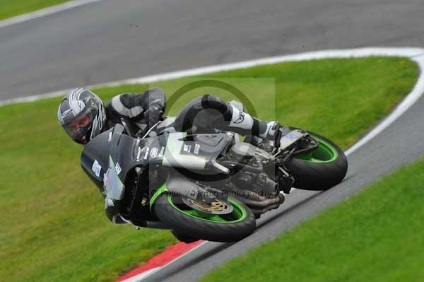 Motorcycle action photographs;Trackday digital images;cadwell;cadwell park photographs;event digital images;eventdigitalimages;motor racing louth lincolnshire;no limits trackday;peter wileman photography;trackday;trackday photos