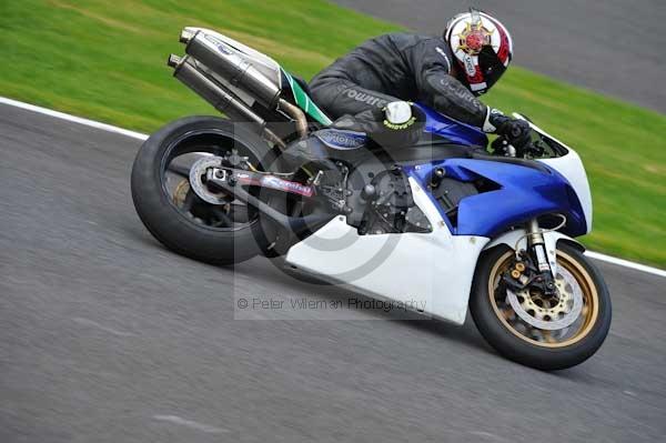 Motorcycle action photographs;Trackday digital images;cadwell;cadwell park photographs;event digital images;eventdigitalimages;motor racing louth lincolnshire;no limits trackday;peter wileman photography;trackday;trackday photos
