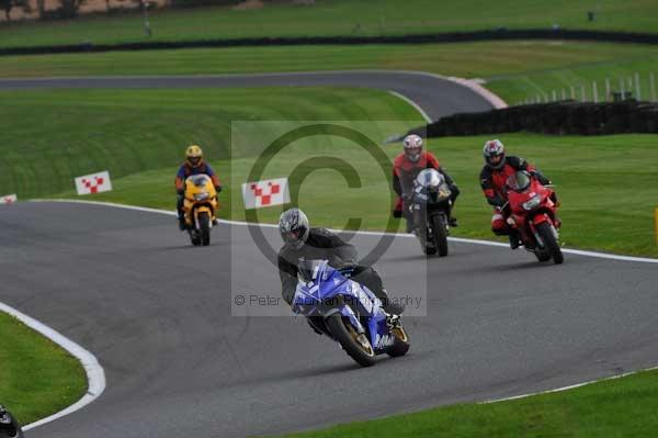 Motorcycle action photographs;Trackday digital images;cadwell;cadwell park photographs;event digital images;eventdigitalimages;motor racing louth lincolnshire;no limits trackday;peter wileman photography;trackday;trackday photos