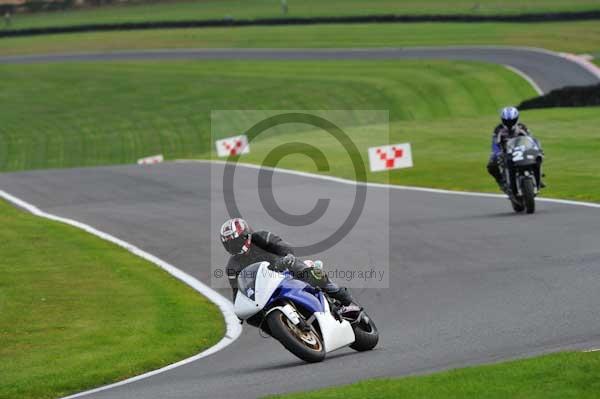 Motorcycle action photographs;Trackday digital images;cadwell;cadwell park photographs;event digital images;eventdigitalimages;motor racing louth lincolnshire;no limits trackday;peter wileman photography;trackday;trackday photos