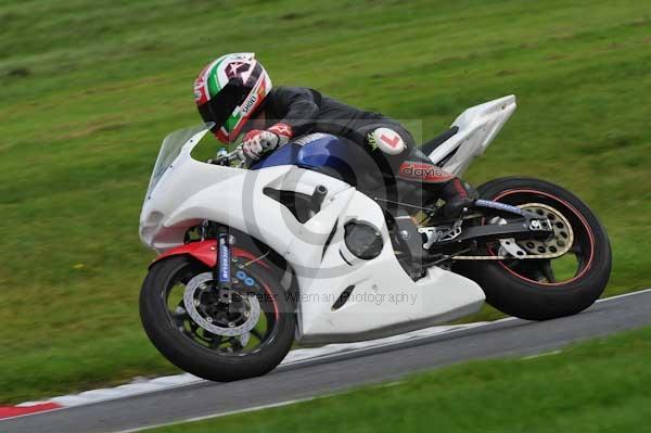 Motorcycle action photographs;Trackday digital images;cadwell;cadwell park photographs;event digital images;eventdigitalimages;motor racing louth lincolnshire;no limits trackday;peter wileman photography;trackday;trackday photos