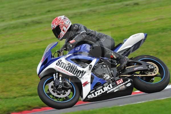 Motorcycle action photographs;Trackday digital images;cadwell;cadwell park photographs;event digital images;eventdigitalimages;motor racing louth lincolnshire;no limits trackday;peter wileman photography;trackday;trackday photos