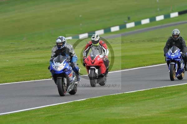 Motorcycle action photographs;Trackday digital images;cadwell;cadwell park photographs;event digital images;eventdigitalimages;motor racing louth lincolnshire;no limits trackday;peter wileman photography;trackday;trackday photos