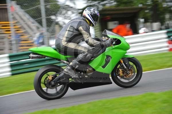 Motorcycle action photographs;Trackday digital images;cadwell;cadwell park photographs;event digital images;eventdigitalimages;motor racing louth lincolnshire;no limits trackday;peter wileman photography;trackday;trackday photos