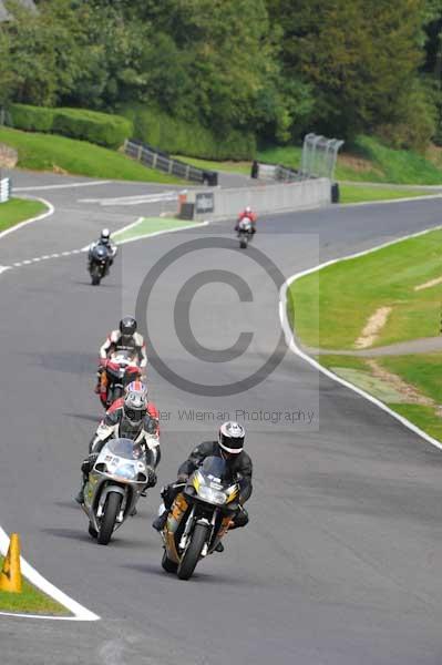 Motorcycle action photographs;Trackday digital images;cadwell;cadwell park photographs;event digital images;eventdigitalimages;motor racing louth lincolnshire;no limits trackday;peter wileman photography;trackday;trackday photos