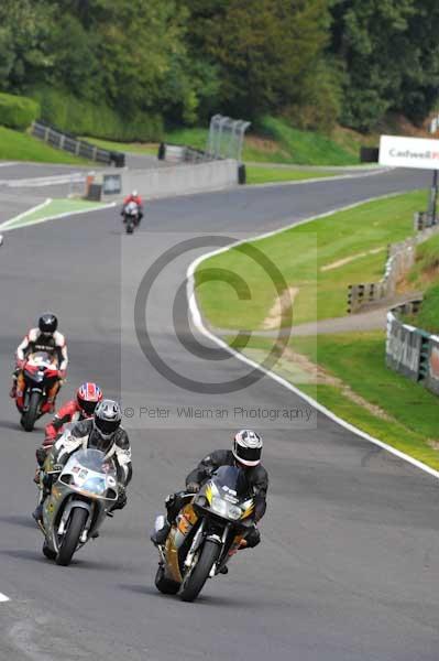 Motorcycle action photographs;Trackday digital images;cadwell;cadwell park photographs;event digital images;eventdigitalimages;motor racing louth lincolnshire;no limits trackday;peter wileman photography;trackday;trackday photos