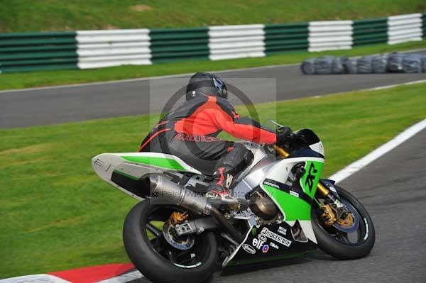 Motorcycle action photographs;Trackday digital images;cadwell;cadwell park photographs;event digital images;eventdigitalimages;motor racing louth lincolnshire;no limits trackday;peter wileman photography;trackday;trackday photos
