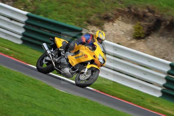 Motorcycle action photographs;Trackday digital images;cadwell;cadwell park photographs;event digital images;eventdigitalimages;motor racing louth lincolnshire;no limits trackday;peter wileman photography;trackday;trackday photos