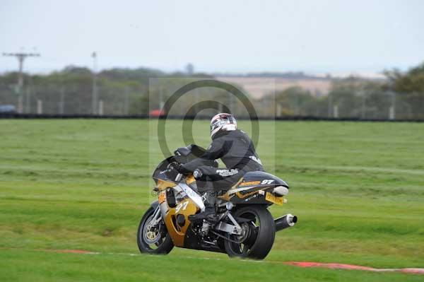 Motorcycle action photographs;Trackday digital images;cadwell;cadwell park photographs;event digital images;eventdigitalimages;motor racing louth lincolnshire;no limits trackday;peter wileman photography;trackday;trackday photos