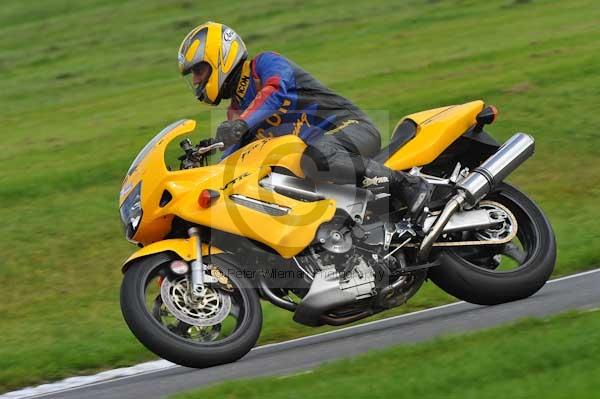 Motorcycle action photographs;Trackday digital images;cadwell;cadwell park photographs;event digital images;eventdigitalimages;motor racing louth lincolnshire;no limits trackday;peter wileman photography;trackday;trackday photos