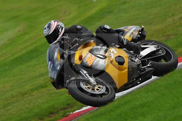 Motorcycle action photographs;Trackday digital images;cadwell;cadwell park photographs;event digital images;eventdigitalimages;motor racing louth lincolnshire;no limits trackday;peter wileman photography;trackday;trackday photos
