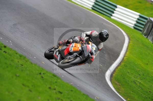Motorcycle action photographs;Trackday digital images;cadwell;cadwell park photographs;event digital images;eventdigitalimages;motor racing louth lincolnshire;no limits trackday;peter wileman photography;trackday;trackday photos