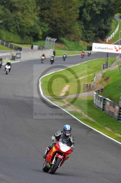 Motorcycle action photographs;Trackday digital images;cadwell;cadwell park photographs;event digital images;eventdigitalimages;motor racing louth lincolnshire;no limits trackday;peter wileman photography;trackday;trackday photos