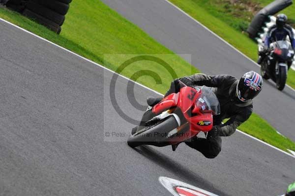 Motorcycle action photographs;Trackday digital images;cadwell;cadwell park photographs;event digital images;eventdigitalimages;motor racing louth lincolnshire;no limits trackday;peter wileman photography;trackday;trackday photos