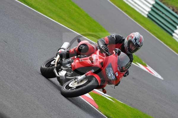Motorcycle action photographs;Trackday digital images;cadwell;cadwell park photographs;event digital images;eventdigitalimages;motor racing louth lincolnshire;no limits trackday;peter wileman photography;trackday;trackday photos